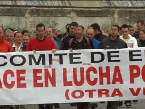 Los trabajadores de SNIACE ocupan las oficinas de la empresa