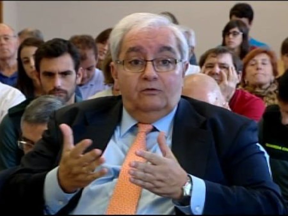 Los peritos aseguran que Fabra y su mujer ingresaron 3,2 millones de euros en efectivo y sin declarar