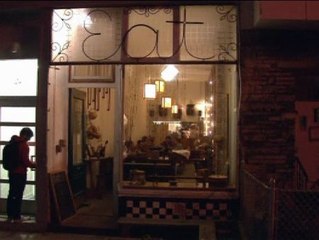 Un restaurante ofrece cenas en silencio