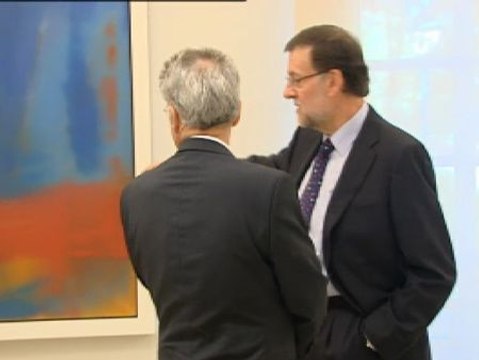 Rajoy dice que su política radical de ajustes ha merecido la pena