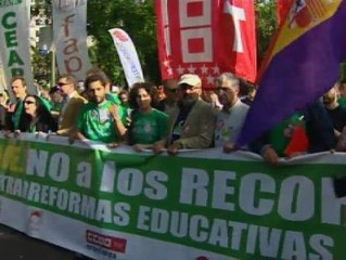 El Gobierno aprueba la LOMCE sin apoyos parlamentarios
