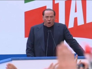 Enrico Letta busca apoyos para evitar elecciones