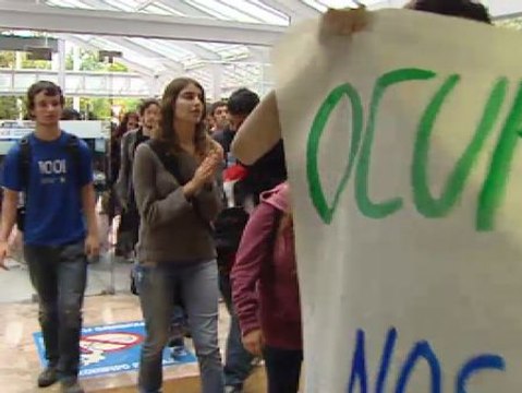 Ocupación en la Universidad Autónoma contra la subida de tasas