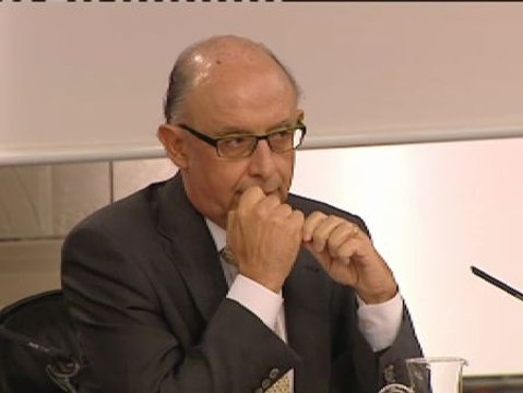 Montoro presenta en el Congreso los presupuestos de 2014