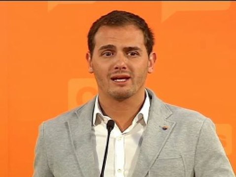 Ciutadans aboga por un pacto contra los independentistas catalanes