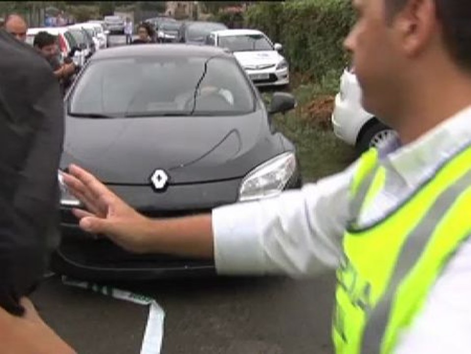 Los padres de la menor asesinada en Santiago participan en una reconstrucción en su finca de Teo