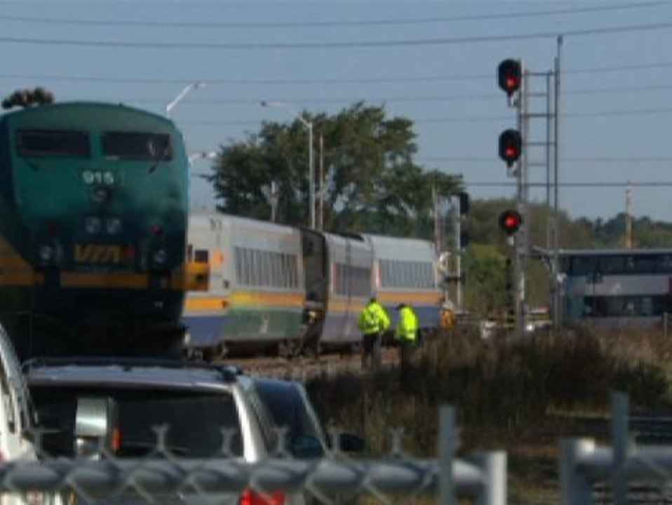 Un choque entre un tren y un  autobús en la capital de Canadá deja seis muertos y 30 heridos