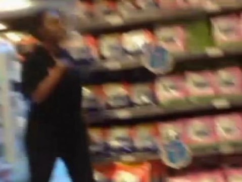 El Ejército de Kenia controla gran parte del centro comercial y libera a un grupo de rehenes