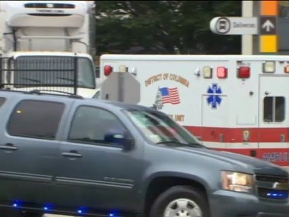 La Policía dispara contra uno de los sospechosos armados