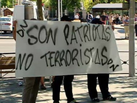 Los ultraderechistas detenidos el jueves prestan declaración ante el juez