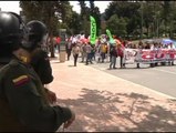 Continuan las protestas de los agricultores colombianos