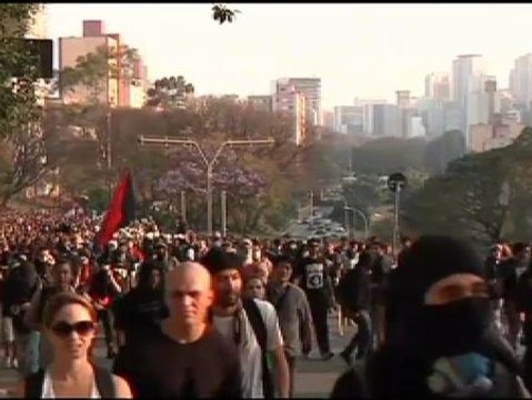 Los disturbios vuelven a Brasil el Día de su Independencia