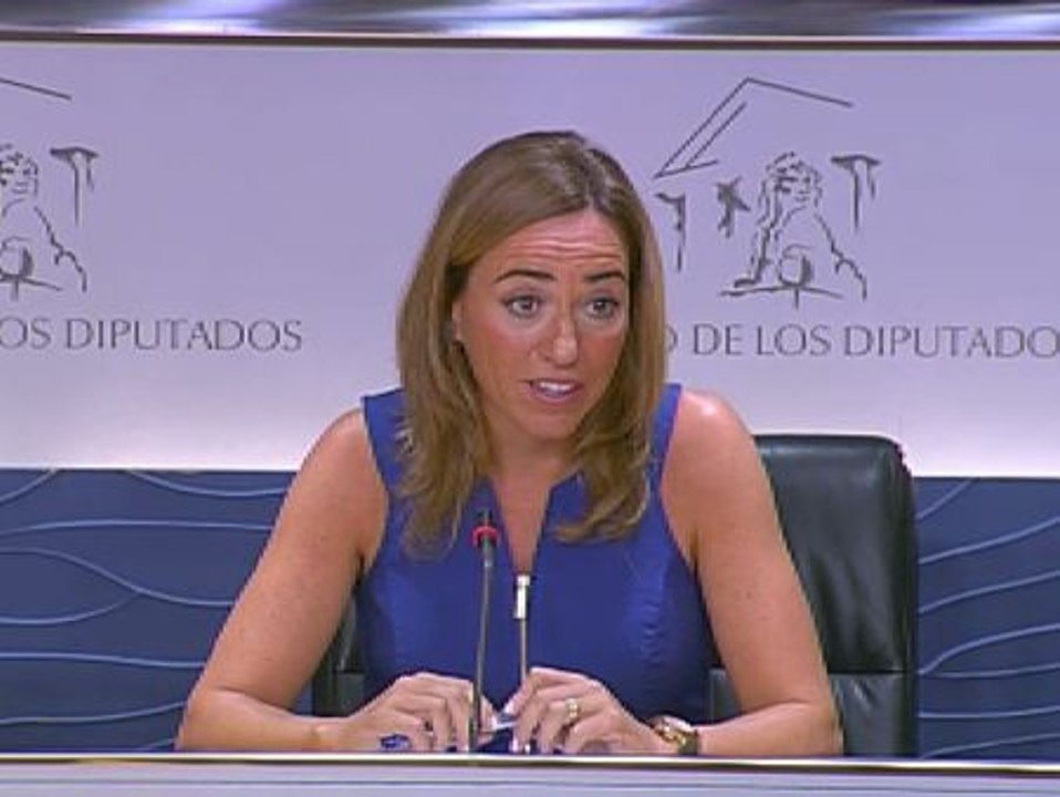Carme Chacón: "Dejo el escaño pero no la política"