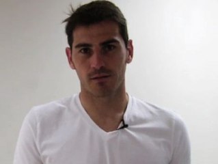 Casillas se convierte en el voluntario 60.000 de Madrid 2020