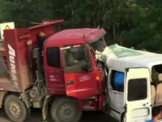 10 personas han muerto en el este de China en un accidente de tráfico