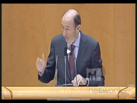 Rubalcaba culmina a Rajoy a dimitir porque hace daño a España y a la democracia