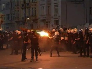 La policía turca vuelve a desalojar la plaza Taksim