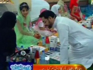 Un programa de la televisión pakistaní entrega bebés en directo como premio