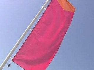 Las nuevas banderas indican cómo tomar el sol en la playa
