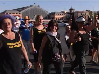 Las Mujeres del Carbón cruzan el corazón de Madrid en defensa del sector