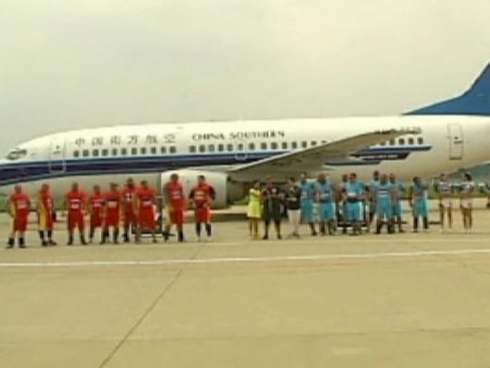 Hombres que mueven aviones