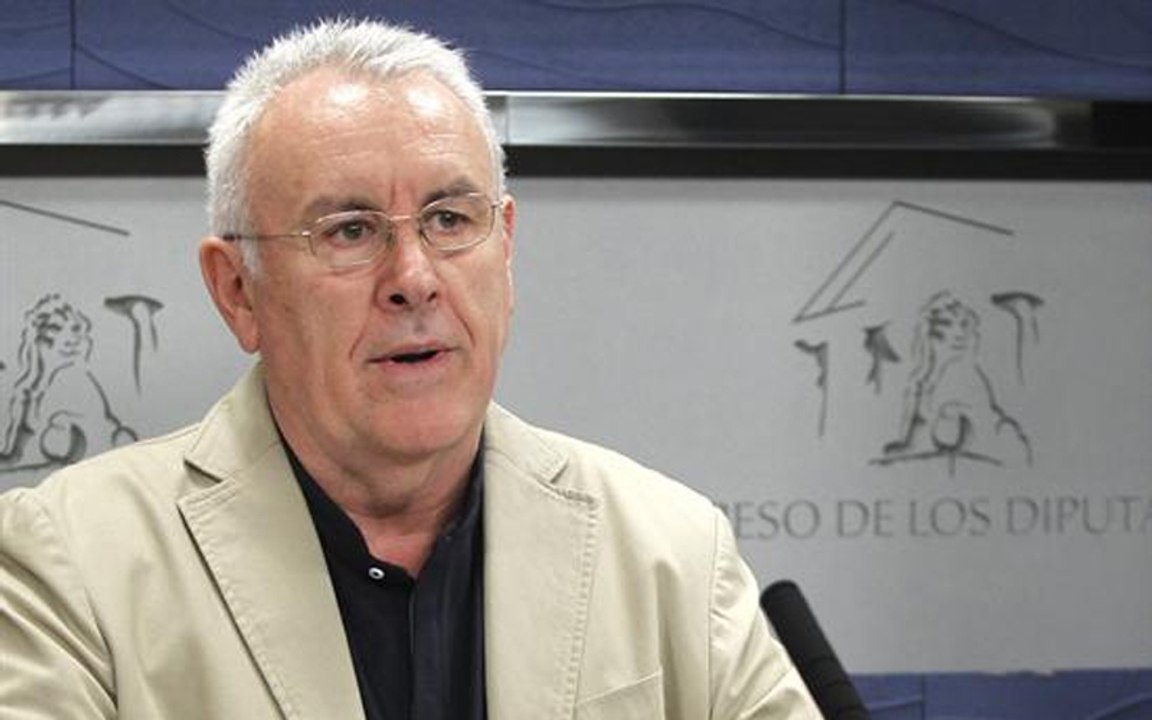 Cayo Lara acusa a Rajoy de faltar a la "verdad" en el Caso Bárcenas