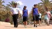 Jóvenes 'policías' patrullan las calles de Salou