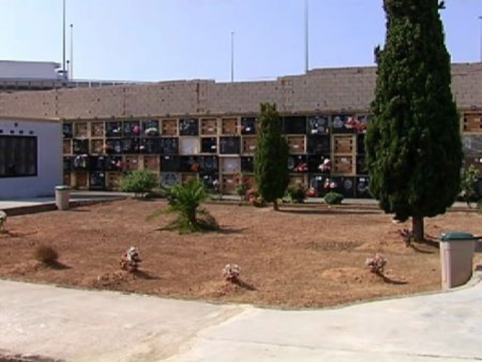 Ni los difuntos de Beniparrell descansan en paz, tras exigir a sus familiares el cobro de los nichos