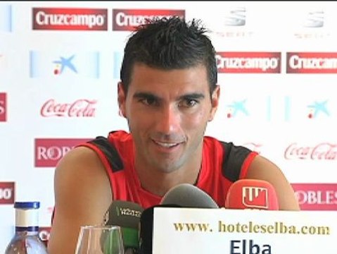 José Antonio Reyes en el Atlético de Madrid estuve jugando por la banda derecha y espero que se repita