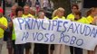 Las bocinas de los preferentistas reciben a la comitiva de los Príncipes de Asturias en Marín