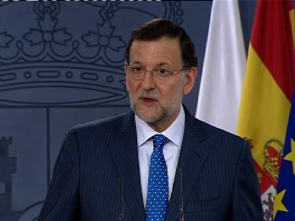 Rajoy: "Entenderán que un presidente del Gobierno no puede salir cada día al paso de cada rumor que se publique"