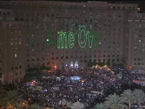 Morsi apela a su legitimidad y asegura que no piensa dimitir