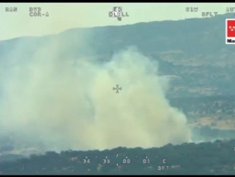 Continúa activo el incendio en la localidad madrileña de Valdemorillo