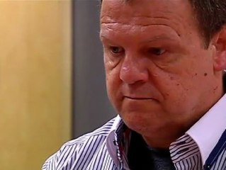 El celador de Olot cara a cara con los familiares de las víctimas