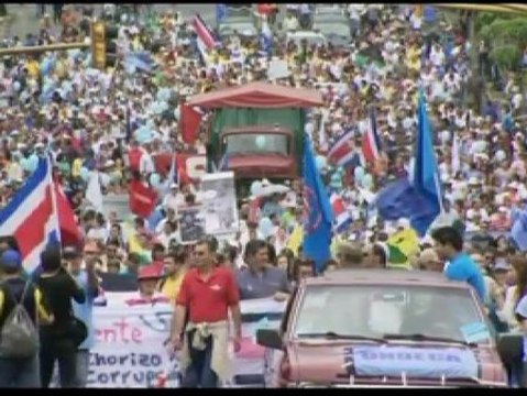 Los ciudadanos toman las calles de Costa Rica en la jornada de huelga general