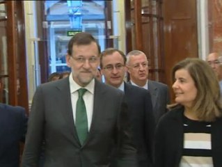 Télécharger la video: La oposición pide explicaciones a Rajoy por la prisión de Bárcenas