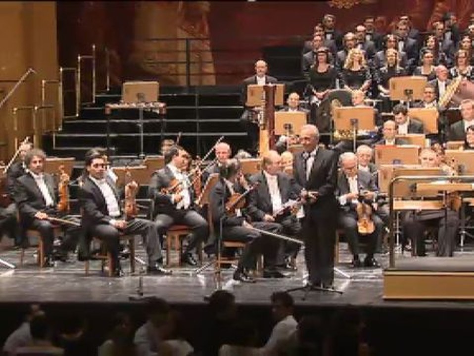 Pitos contra Wert en el Teatro Real