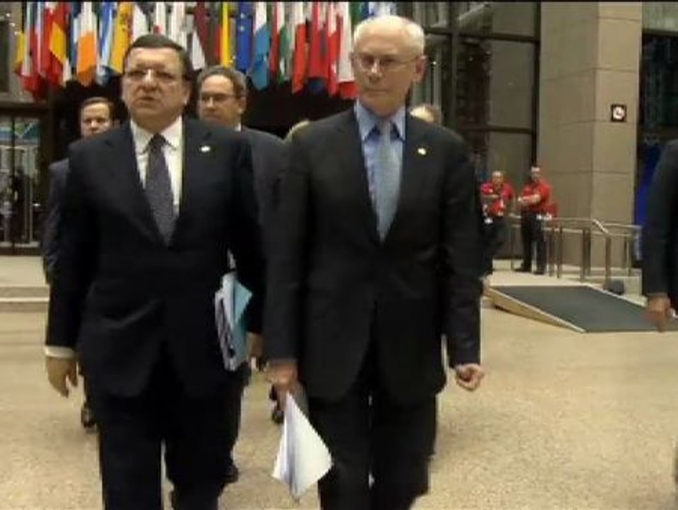 Bruselas da a España dos años más para cumplir el défict