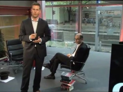 Un novelista noruego entra en el Guinness con 30 horas de entrevista en directo