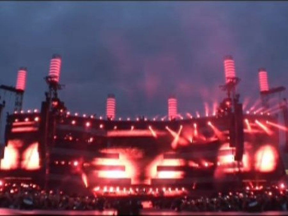 Muse pone a bailar a Rajoy