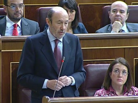 Rajoy y Rubalcaba, predispuestos a entenderse antes del Consejo Europeo