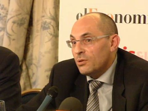 El juez Elpido denuncia presiones por la investigación del 'caso Blesa'