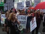 Decenas de trabajadoras sexuales protestan en París