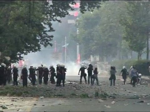 Continúan las violentas protestas en Turquía contra Erdogan