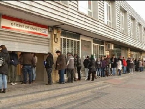 La oposición escéptica ante los buenos datos del paro en Mayo