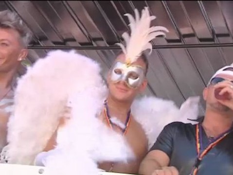 60.000 personas disfrutan de la marcha del orgullo gay en Maspalomas (Gran Canaria)