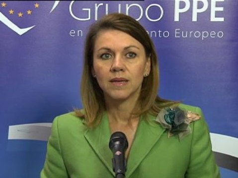 Cospedal: Lo que no se puede es tratar de perjudicar a personas con responsabilidades públicas