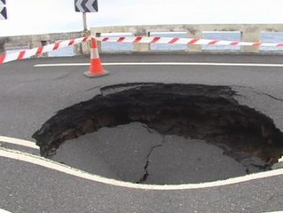Socavón gigante en Guipúzcoa