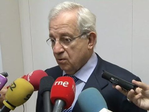 Del Burgo: La palabra sobresueldo tiene un sentido peyorativo