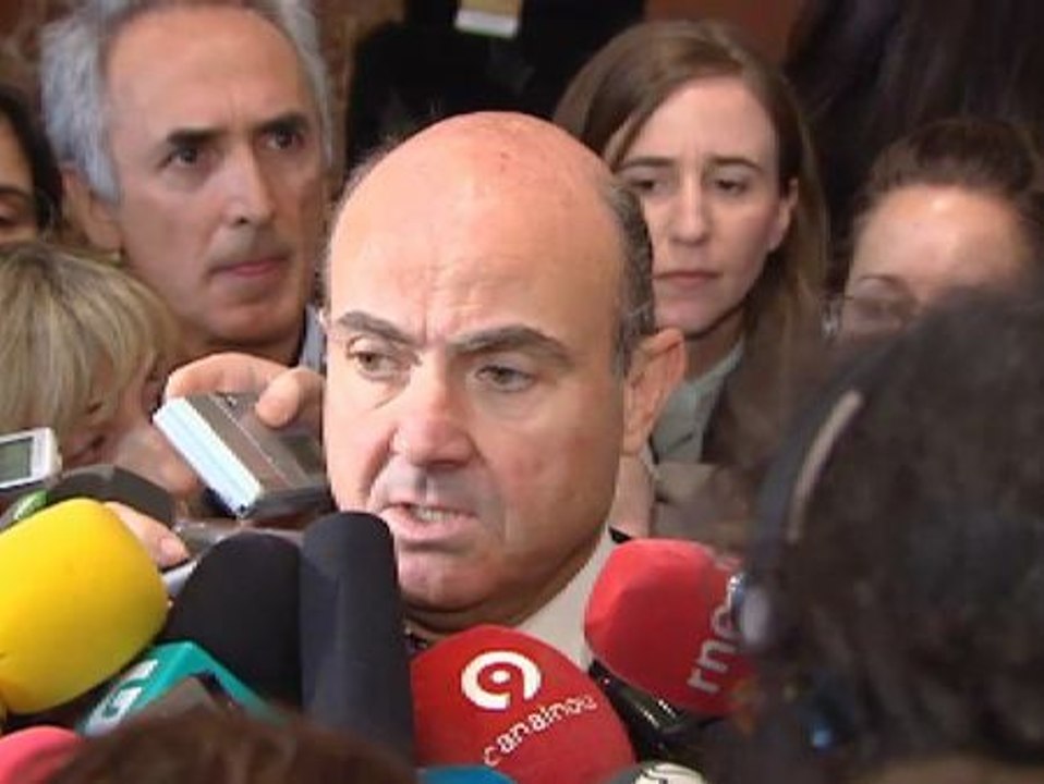 De Guindos: "Los datos del mes de abril son positivos"